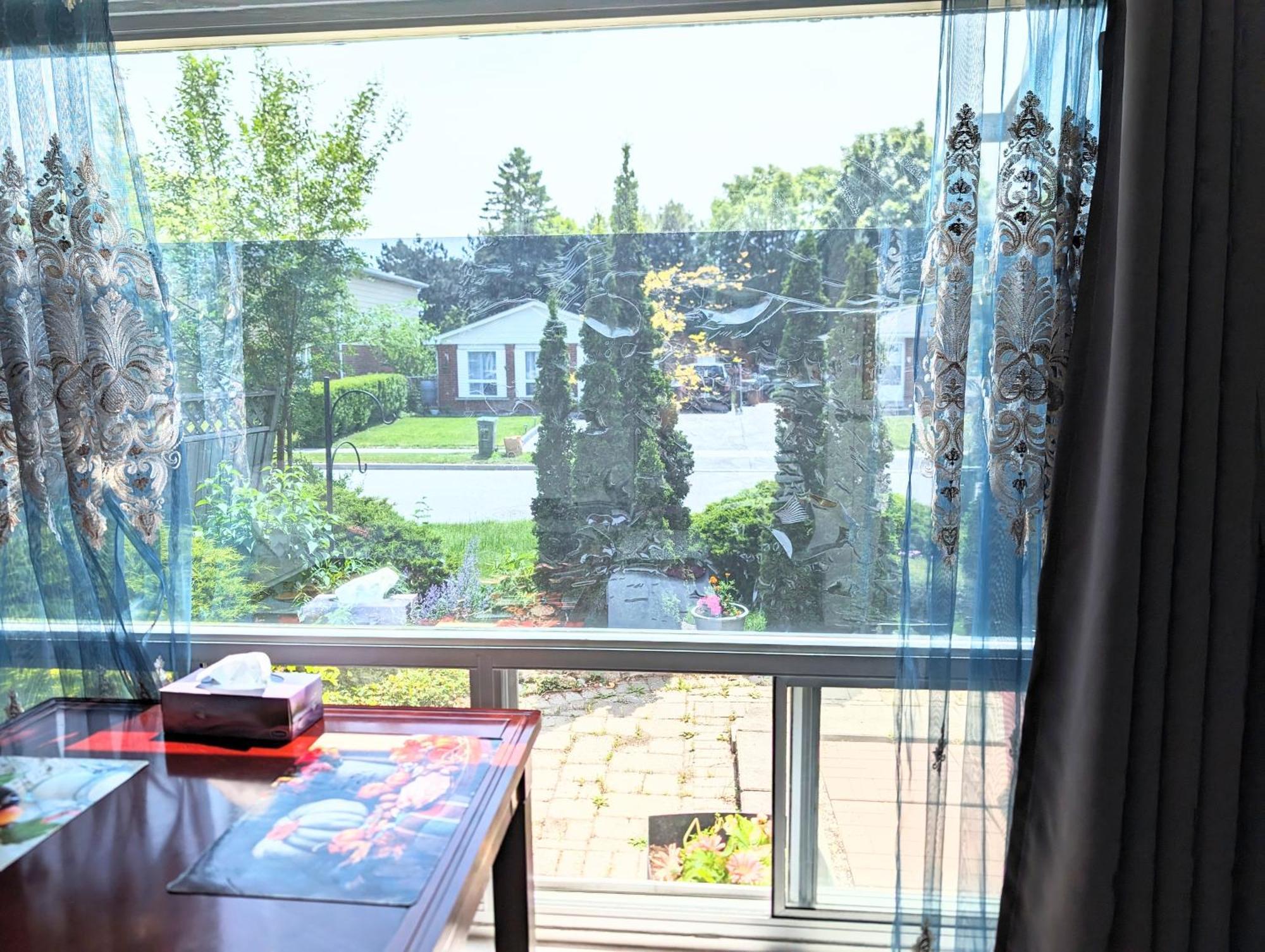 Renovated Cozy Bedroom With Private Washroom Toronto Luaran gambar
